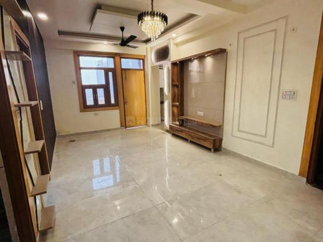 2 BHK Apartment in Noida Extension for resale Greater Noida. The reference number is 21187606