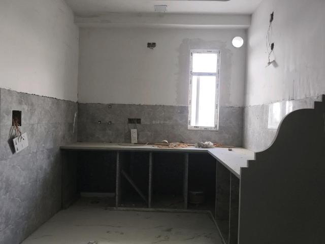 2 BHK Apartment in Chipiyana Buzurg for resale Ghaziabad. The reference number is 21103617