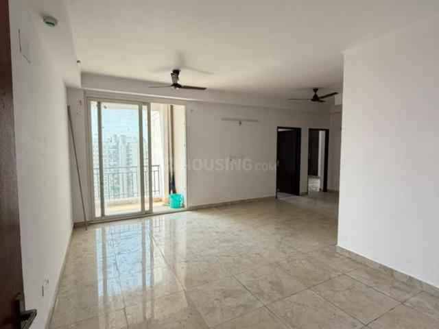 2 BHK Apartment in Noida Extension for resale Greater Noida. The reference number is 21114846