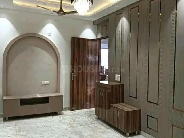 2 BHK Apartment in Noida Extension for resale Greater Noida. The reference number is 21136274