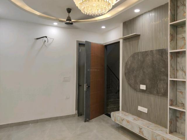 2 BHK Independent Builder Floor in Lal Kuan for resale Ghaziabad. The reference number is 21257457