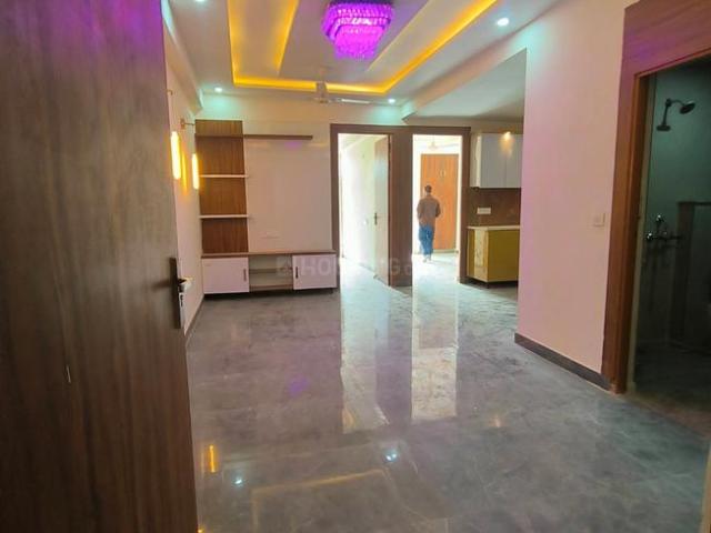 2 BHK Apartment in Noida Extension for resale Greater Noida. The reference number is 21257797