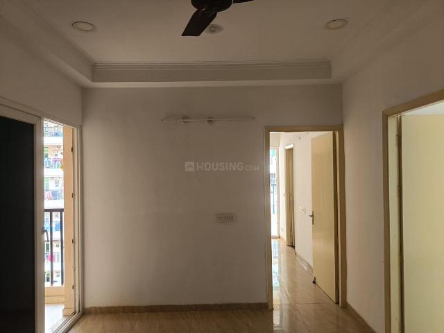 2 BHK Apartment in Noida Extension for resale Greater Noida. The reference number is 21340285