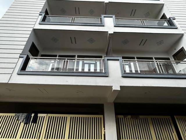 2 BHK Apartment in Noida Extension for resale Greater Noida. The reference number is 21348321