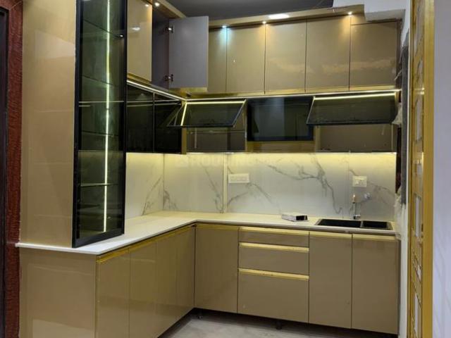2 BHK Apartment in Noida Extension for resale Greater Noida. The reference number is 21318446