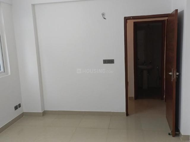 2 BHK Apartment in Noida Extension for resale Greater Noida. The reference number is 21325233