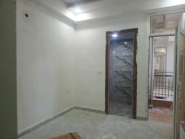 2 BHK Apartment in Noida Extension for resale Greater Noida. The reference number is 21339751