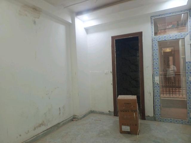 2 BHK Apartment in Noida Extension for resale Greater Noida. The reference number is 21339760