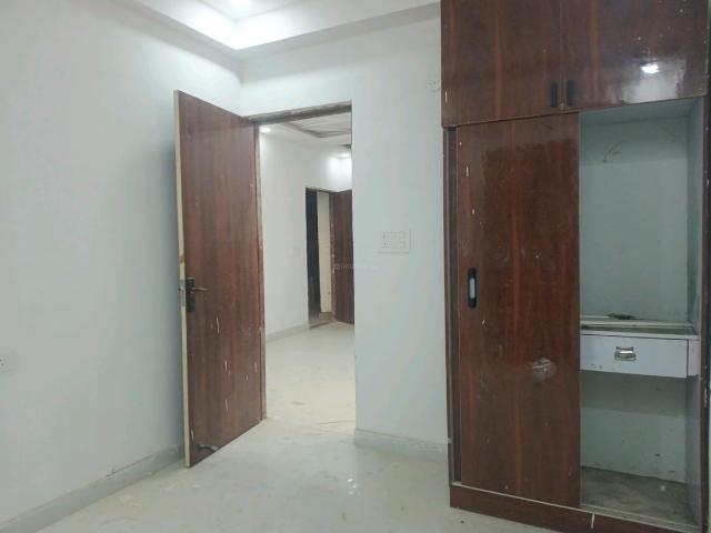 2 BHK Apartment in Noida Extension for resale Greater Noida. The reference number is 21339727