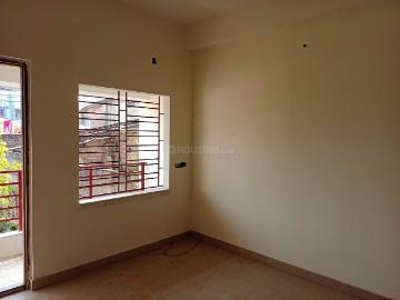 2 BHK Apartment in North Dum Dum Bediapara for resale Kolkata. The reference number is 19714902
