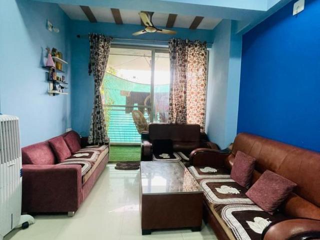 2 BHK Apartment in Nava Vadaj for resale Ahmedabad. The reference number is 21029336