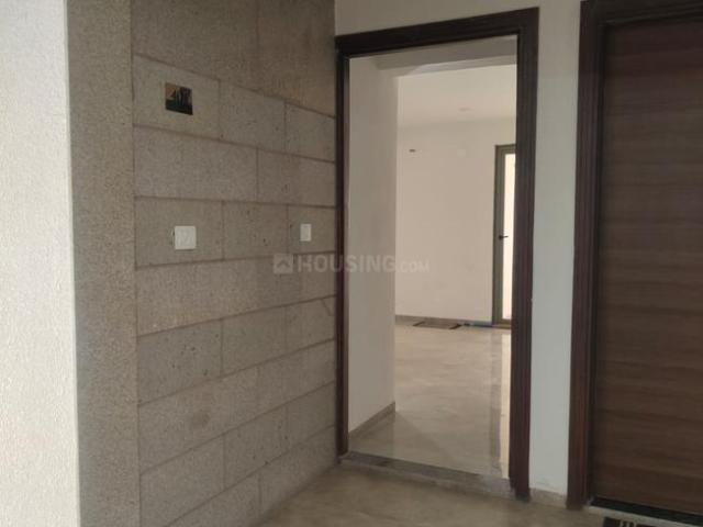 2 BHK Apartment in Nava Naroda for rent Ahmedabad. The reference number is 21019990