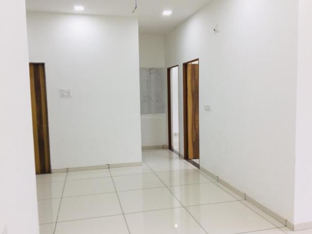 2 BHK Apartment in Nava Naroda for resale Ahmedabad. The reference number is 6992096