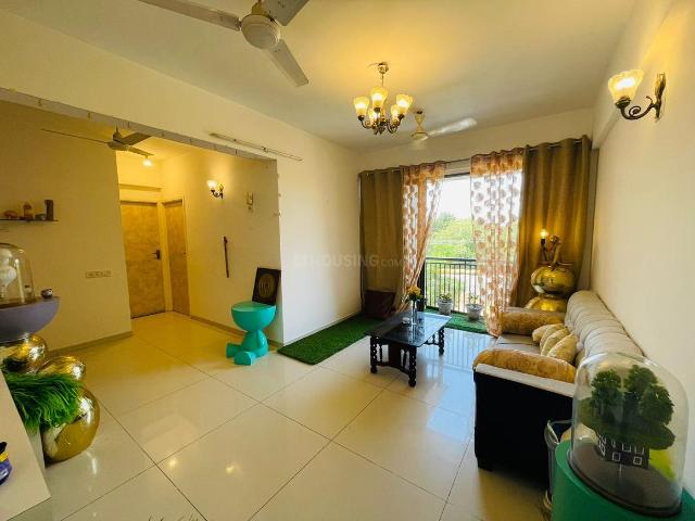 2 BHK Apartment in Navrangpura for rent Ahmedabad. The reference number is 11088824