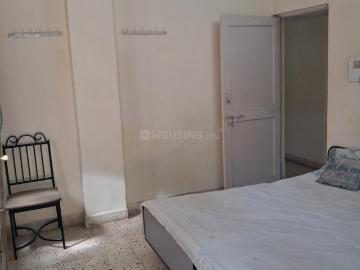 2 BHK Apartment in Navrangpura for rent Ahmedabad. The reference number is 20033158