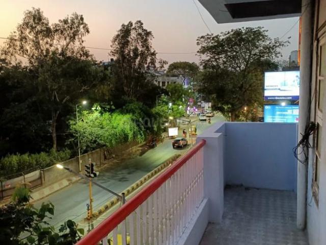 2 BHK Apartment in Navrangpura for rent Ahmedabad. The reference number is 20729877