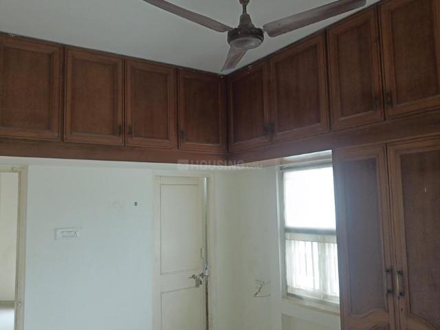 2 BHK Apartment in Navrangpura for rent Ahmedabad. The reference number is 20870826