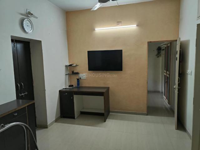 2 BHK Apartment in Navrangpura for rent Ahmedabad. The reference number is 21167434