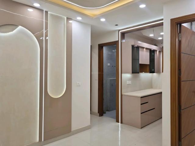 2 BHK Apartment in Dwarka Mor for resale New Delhi. The reference number is 20917143