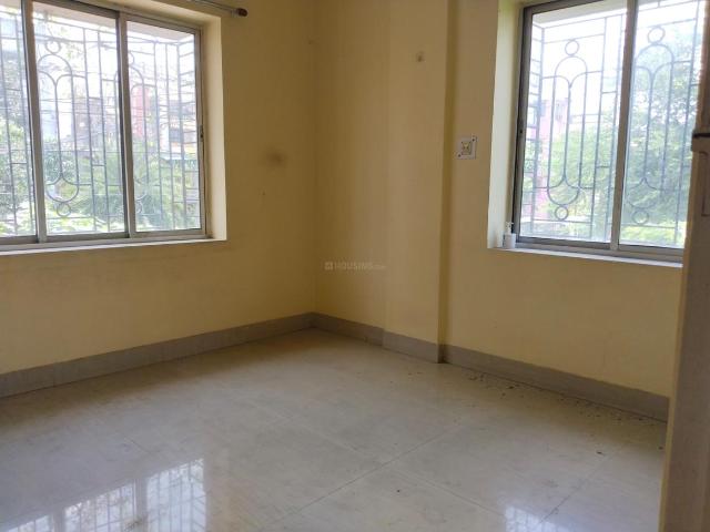 2 BHK Apartment in Nayabad for resale Kolkata. The reference number is 20735597