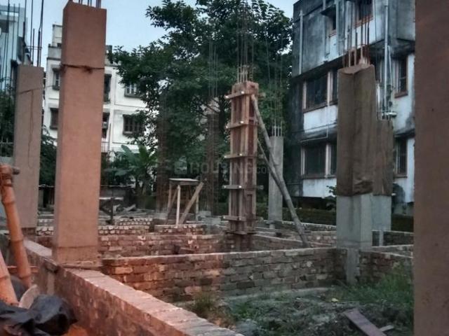 2 BHK Apartment in Nayabad for resale Kolkata. The reference number is 21305123