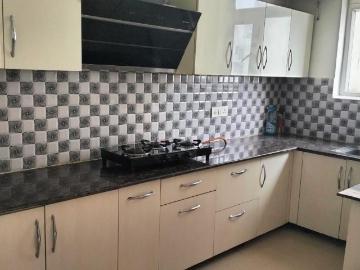 Flat for rent in Ajit Enclave - Balcony
