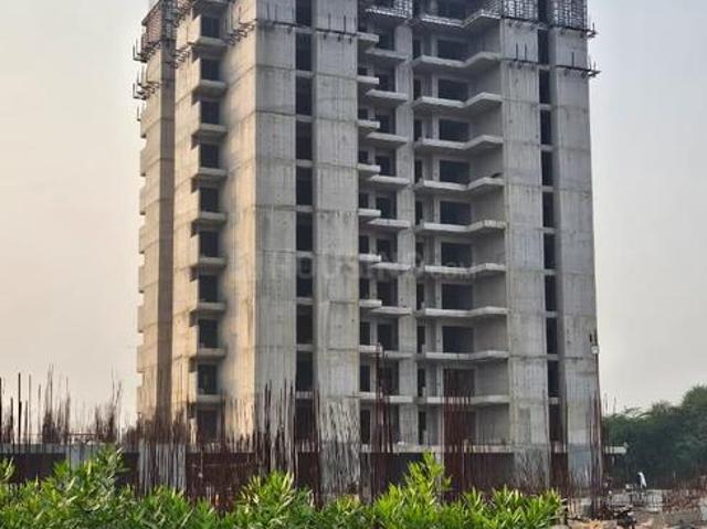 2 BHK Apartment in Nabha for resale Zirakpur. The reference number is 18989349
