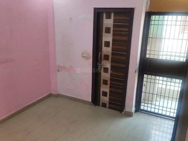 2 BHK Apartment in Nai Basti Dundahera for rent Ghaziabad. The reference number is 21324450