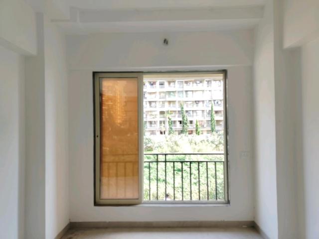 2 BHK Apartment in Naigaon East for resale Naigaon. The reference number is 19443668