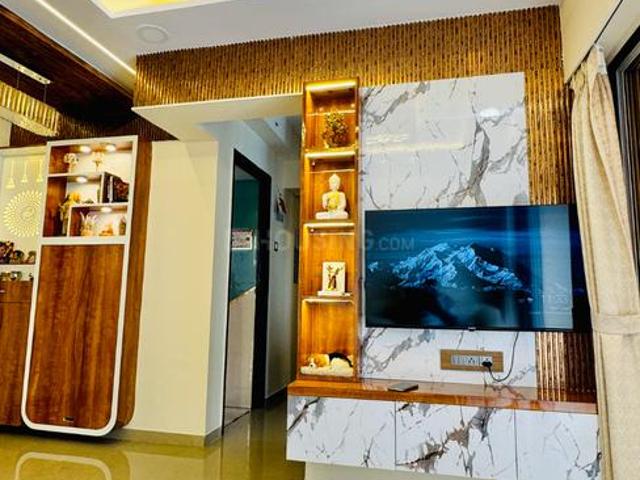 2 BHK Apartment in Naigaon East for resale Naigaon. The reference number is 19992424