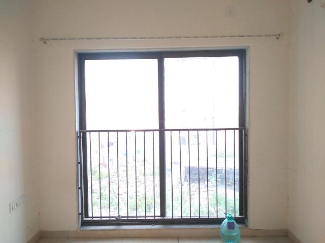 2 BHK Apartment in Naigaon East for resale Naigaon. The reference number is 19996756