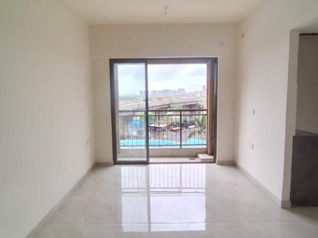 2 BHK Apartment in Naigaon East for resale Naigaon. The reference number is 20747459