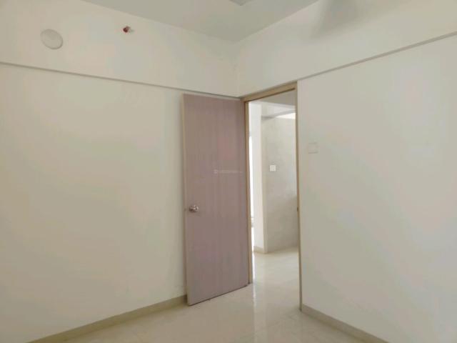 2 BHK Apartment in Naigaon East for resale Naigaon. The reference number is 20884414