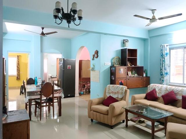 2 BHK Apartment in Naktala for rent Kolkata. The reference number is 18974056
