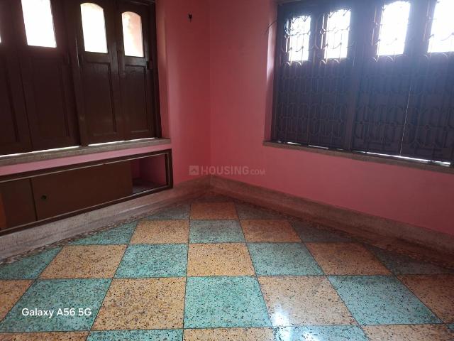 2 BHK Apartment in Naktala for rent Kolkata. The reference number is 20599344