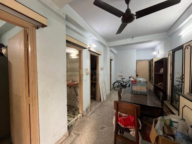 2 BHK Apartment in Naktala for resale Kolkata. The reference number is 19913694