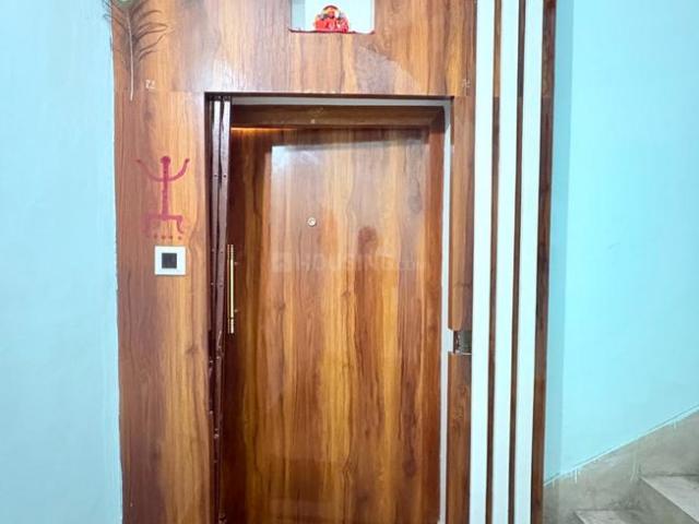 2 BHK Apartment in Naktala for resale Kolkata. The reference number is 20932346