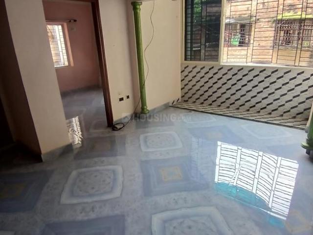 2 BHK Apartment in Naktala for resale Kolkata. The reference number is 21083224