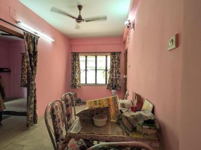 2 BHK Apartment in Naktala for resale Kolkata. The reference number is 21236245