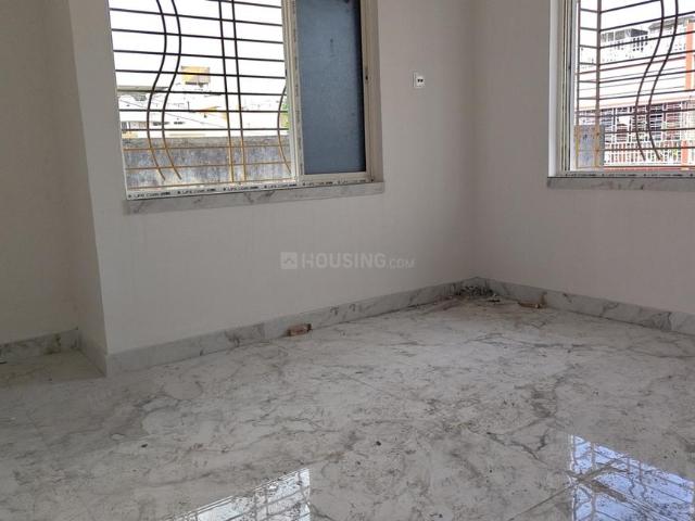 2 BHK Apartment in Naktala for resale Kolkata. The reference number is 21307736