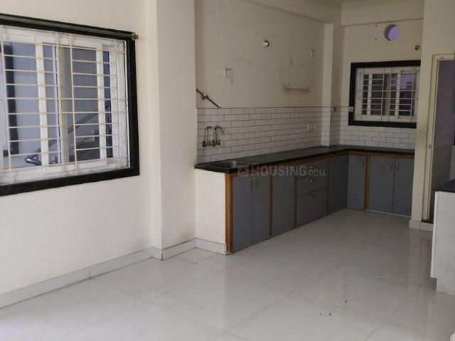 2 BHK Apartment in Nallakunta for rent Hyderabad. The reference number is 18561461