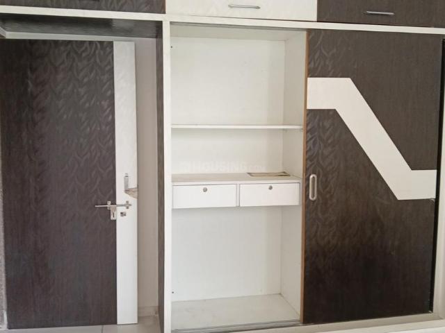 2 BHK Apartment in Nana Chiloda for rent Ahmedabad. The reference number is 21127840