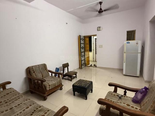2 BHK Apartment in Naranpura for rent Ahmedabad. The reference number is 20480310