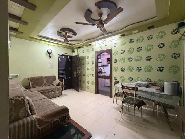 2 BHK Apartment in Naranpura for rent Ahmedabad. The reference number is 20578237