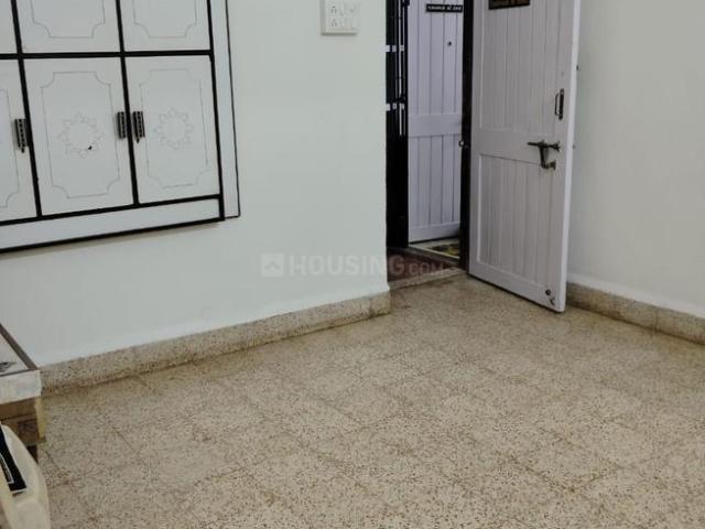 2 BHK Apartment in Naranpura for rent Ahmedabad. The reference number is 20586908