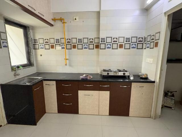2 BHK Apartment in Naranpura for rent Ahmedabad. The reference number is 20659575