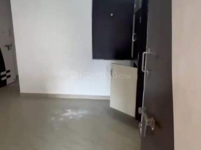2 BHK Apartment in Naranpura for rent Ahmedabad. The reference number is 20614186