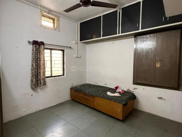 2 BHK Apartment in Naranpura for rent Ahmedabad. The reference number is 20743061