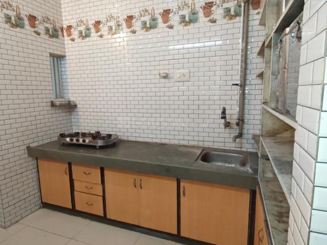 2 BHK Apartment in Naranpura for rent Ahmedabad. The reference number is 20920234