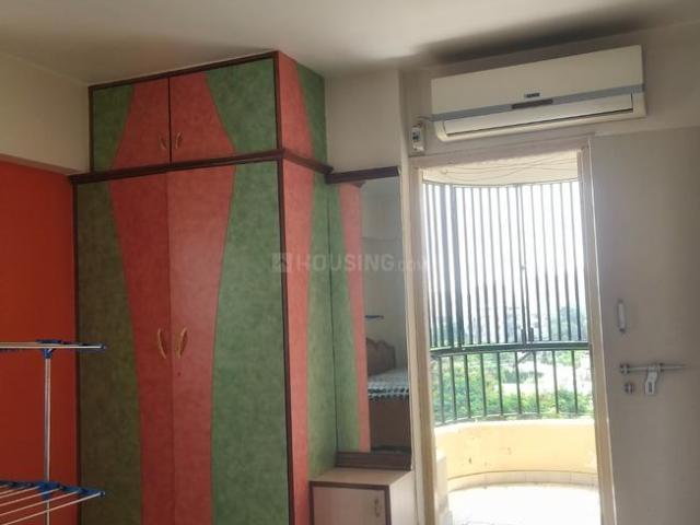 2 BHK Apartment in Naranpura for rent Ahmedabad. The reference number is 21170093